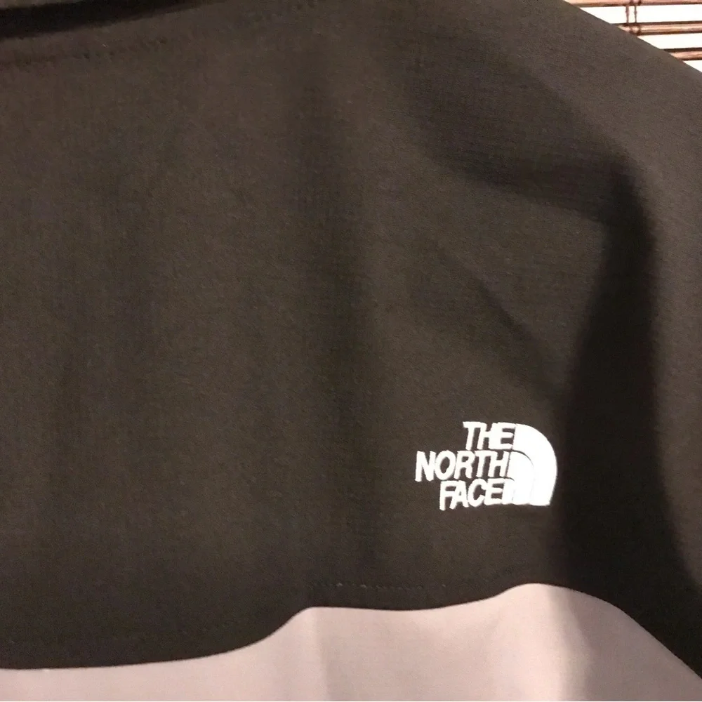 NWT The North Face® Castle Rock Soft Shell Jacket